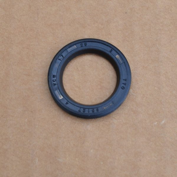 Front Sprocket Shaft Oil Seal TY250 T/S