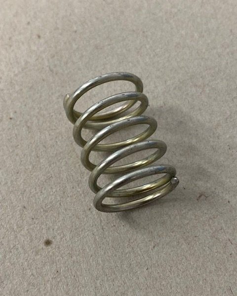 Air Filter Retaining Spring Pursang MK11/12 Frontera 214/215 #206.15.040