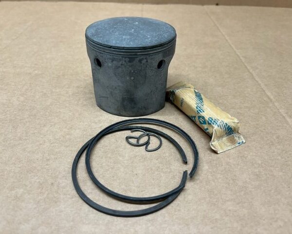 Piston Kit Montesa Cota 349 MAHLE*  83.40mm