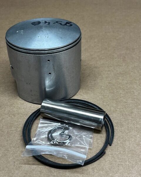 Piston Kit Bultaco Bandido 350 83.40mm (0.25) MAHLE #65.10.035