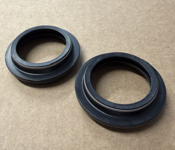 Front Fork Modern WIPER SEALS 35mm